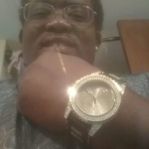 Meet your Posher, Corey